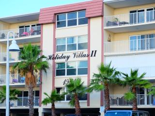 Holiday Villas II ON THE BEACH w/Intercoastal View - Clearwater Beach - 9