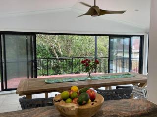 Rainbow Beachhouse - deluxe, pristine location - Bonny Hills - 8