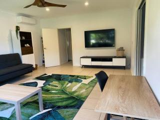 Rainbow Beachhouse - deluxe, pristine location - Bonny Hills - 7