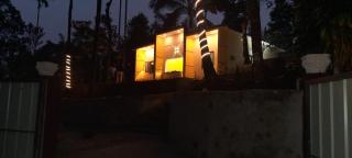 Cascade Holiday Villa - Padinjarathara - 1