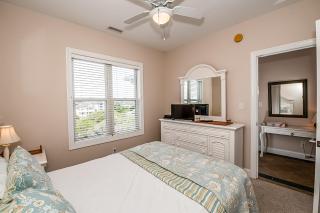 Shutters 303 - Pine Knoll Shores - 7