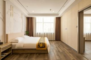 Sucha Hotel Longxian Passenger Bus Station - Long - 4