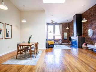 Spacious Old City Loft - Knoxville - 5