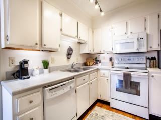Spacious Old City Loft - Knoxville - 1