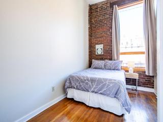 Spacious Old City Loft - 3