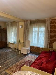 Art Apartment on Rynok Square - 5
