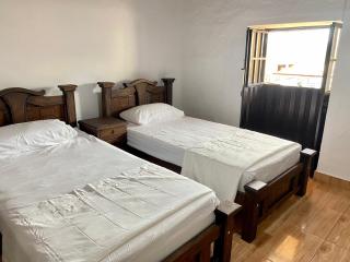 Casa entera rústica con terraza, parque principal - San Vicente de Chucurí - 1