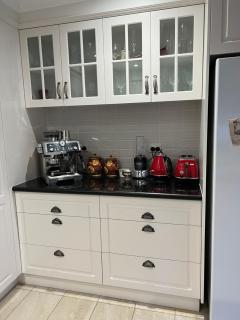 Luxury 4 bedroom house - 6