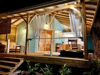 Villa Gaïa - Bungalow Ti-Spa et son jacuzzi privé dans un jardin tropical, séjour en amoureux ou en famille - Le Diamant - 0