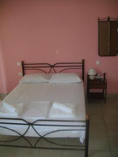 Tsertos Apartments - Kamena Vourla - 5