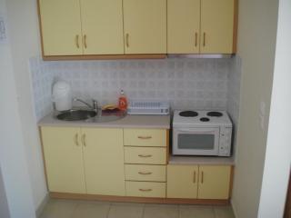 Tsertos Apartments - Kamena Vourla - 2