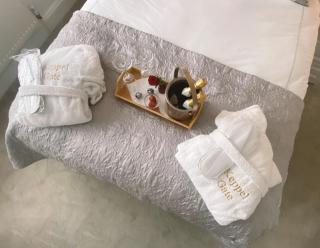 Keppel Gate B&B - Silver Birch Ensuite Room - 7