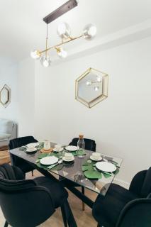Modern with balcony- 2Bd 2Bth- San Vicente - Siviglia - 4