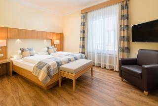 Hotel Weißes Kreuz - Bregenz - 8
