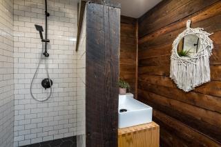 The Herwood Inn - 7