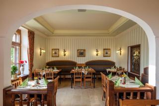 Hotel Pfaffenhofen - Schwabenheim - 1