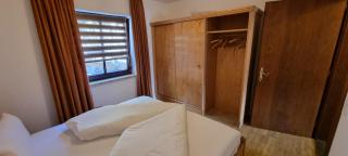 Ferienwohnung 3 Personen Alleinlage auf 1500m am Waldrand und Skigebiet Hochzeiger - 3