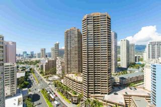 Ilikai Tower 1 Bedroom City View Condos with Private Lanai & Free Wifi! - Honolulu - 9