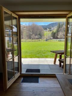 Ferienwohnung mit idyllischer Aussicht - 1