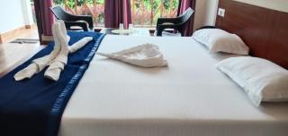 Hotel Exotica Squares - 6