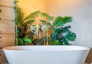 JUNGLE SUITE --- VASCA in camera - Turin - 7