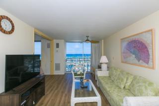Ilikai Marina 1094 Yacht Harbor View 1BR - 0