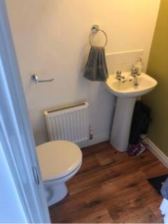 Cheerful Heeley Home - 6