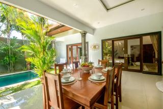 Tropical Villa Prime Location in Canggu - 15 Minutes Walk to the Beach - Canggu - 1