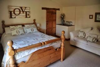 Southview Farm, Hambleton, Poulton-Le-Fylde - Hambleton - 2