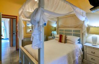 Casa Chiesa - English Harbour Town - 8