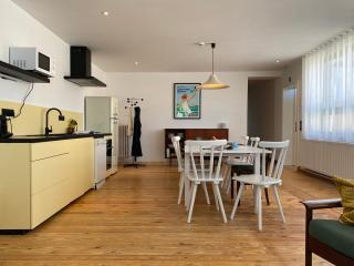 Family Floor - La Couronne Oostende - Authentiek appartement met veel lichtinval - 3