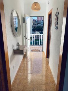 Amplio apartamento con vistas al mar, parking y wifi - 4