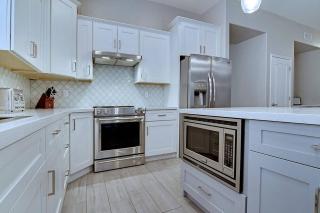 HOLLYHOCK - Pet-Friendly 4BR Heated Pool & Near Golf - Chandler - 1