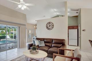 SUPERB VILLA WITH PRIVATE POOL IN NAPLES - 2