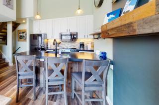 Serenity By the Slopes - 8