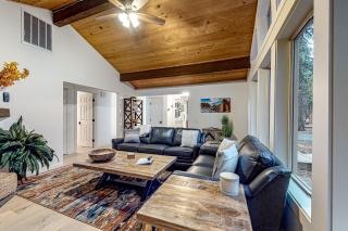 Retreat in the Pines - 7