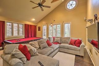 Cozy Conyers Cabin with Fireplace and Pool Table! - Conyers - 5