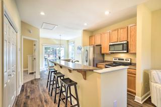 Charming Flat Rock Townhome with On-Site Trails - Flat Rock - 6