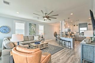 Beachfront Retreat: 16 Mi to Dtwn Freeport! - 6
