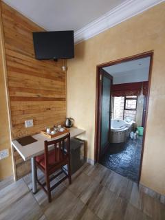 Eagles Nest Estate Luxury Guest House - Jacksonʼs Drift - 1