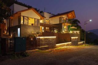 Soul Tree Villa 50 Super Luxury Villa with heated plunge pool and jacuzzi - Lavasa - 3