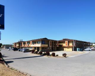 Super 7 Motel - Coralville - 0