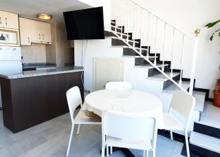 Skol 709 Duplex 1 Bedroom in Skol Marbella with Gibraltar and Sea Views - Marbella - 5