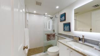 Totally Renovated Beachfront Condo at Apollo - 5