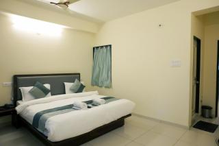Hotel Nova SK - Rajkot - 3