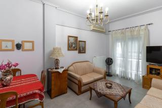 BYT Downtown Flat - Larisa - 8