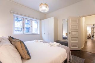 Tasteful 2BR Flat in Art District by LovelyStay - Porto - 7