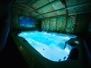 Gorse Hill Home XL hot tub - 9