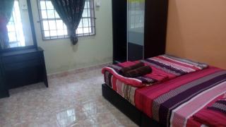 Al-Kautsar 3BR Kid's Pool Aircond & Wi-Fi - 6