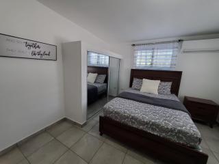 Aguadilla Sunrise apt with AC WIFI 8 minute walk from Crashboat beach - Aguadilla - 3